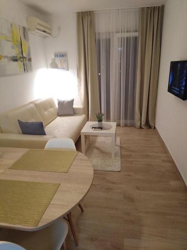Sunny Day Apartments Tribalj المظهر الخارجي الصورة